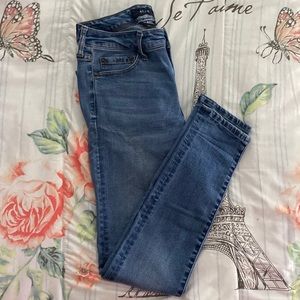 Aéropostale low rise skinny jeans